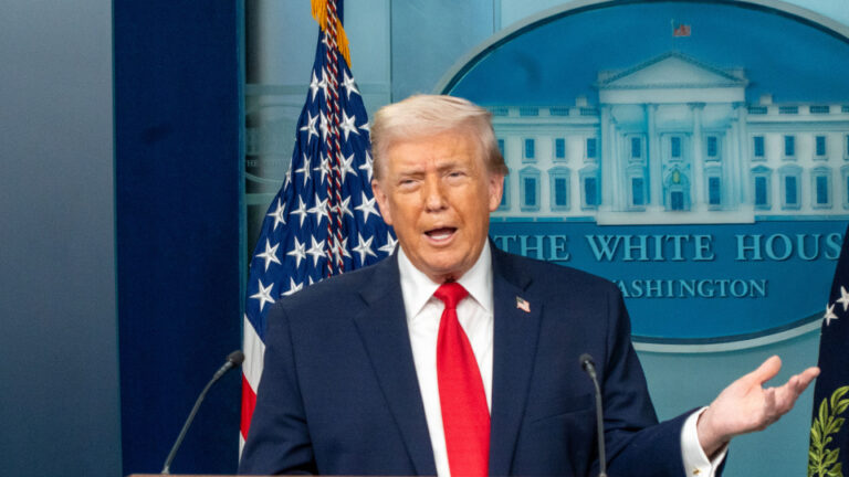 Trump’tan İran’a Hürmüz Boğazı tepkisi: Bu, aramızdaki anlaşmaya aykırı